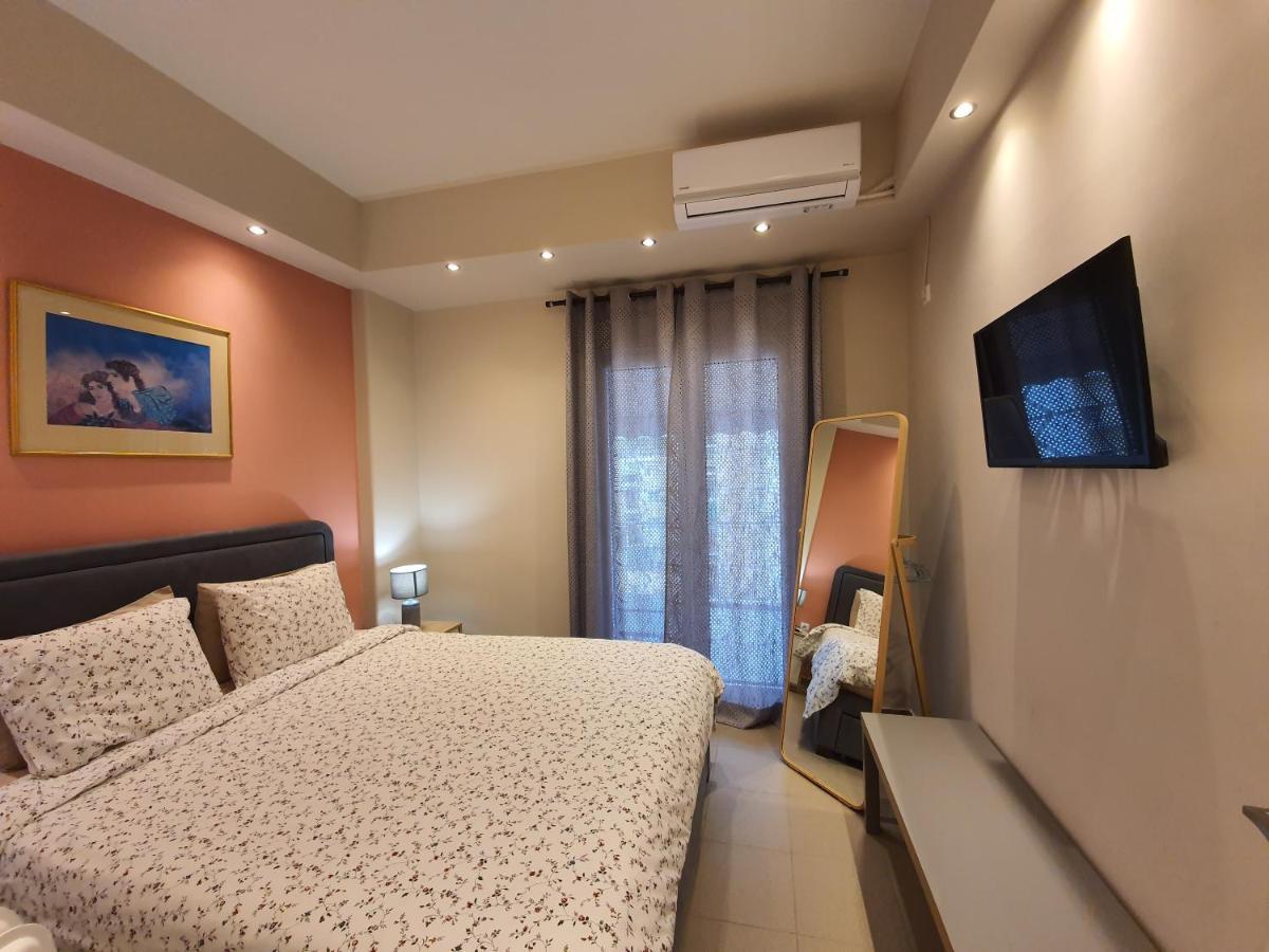 Lukas-2 B/R Luxurious Flat With Veranda Leilighet Athen Eksteriør bilde